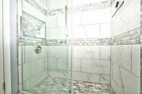 4311 W Devon Ave, Chicago, IL 60646 photo 16