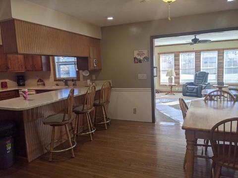 476 E Lincoln St, Seneca, IL 61360 photo 10