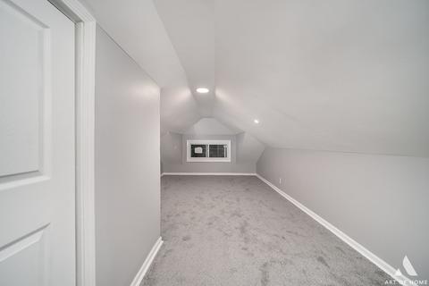 7141 S Artesian Ave, Chicago, IL 60629 photo 14