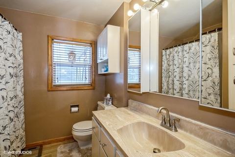 9003 Krunfus Rd, Harvard, IL 60033 photo 10