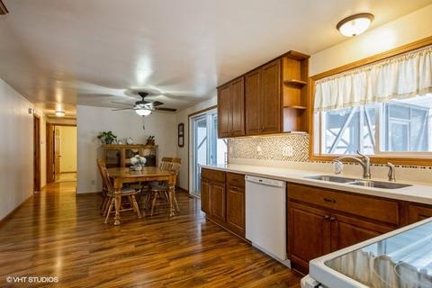 9003 Krunfus Rd, Harvard, IL 60033 photo 6