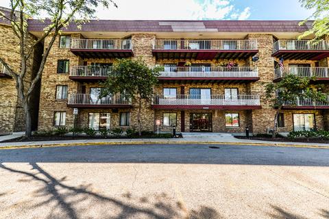 5400 Astor Ln #111, Rolling Meadows, IL 60008 photo 1