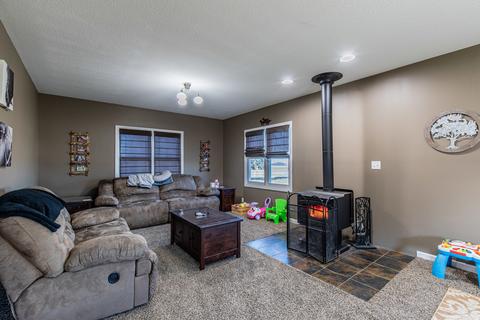 9098 2425 North Ave, Walnut, IL 61376 photo 8