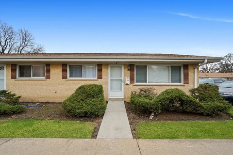 805 Valley Stream Dr #3D, Wheeling, IL 60090 photo 1
