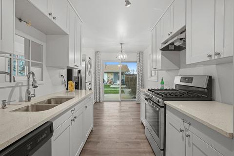 805 Valley Stream Dr #3D, Wheeling, IL 60090 photo 2