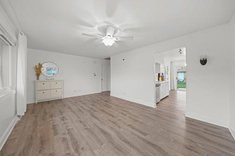 805 Valley Stream Dr #3D, Wheeling, IL 60090 photo 17