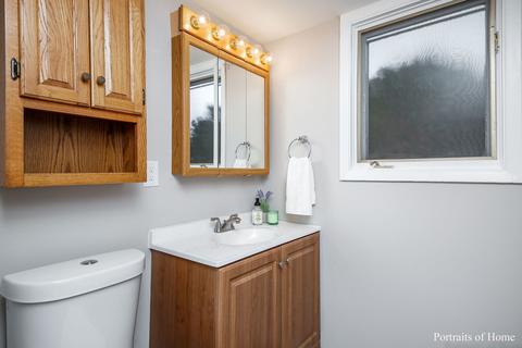 1335 Rosedale Ln, Hoffman Estates, IL 60169 photo 23