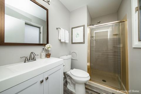 1335 Rosedale Ln, Hoffman Estates, IL 60169 photo 15