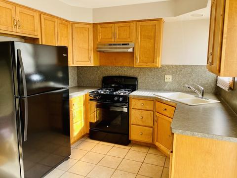 415 Echo Ln #2, Aurora, IL 60504 photo 7
