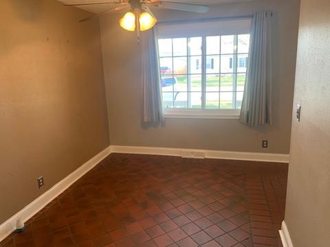 1010 Mcgregor St, Bloomington, IL 61701 photo 11