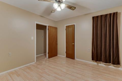 112 N Price St, Downs, IL 61736 photo 12