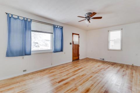 112 N Price St, Downs, IL 61736 photo 18