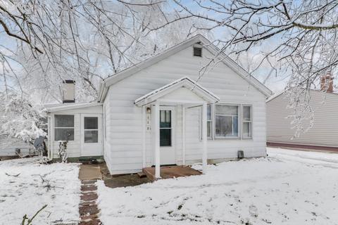 112 N Price St, Downs, IL 61736 photo 1
