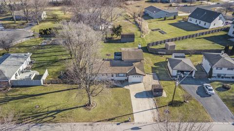 6880 Cambridge Dr, Morris, IL 60450 photo 3