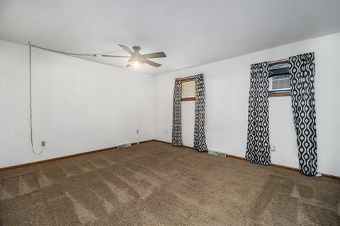 6880 Cambridge Dr, Morris, IL 60450 photo 16
