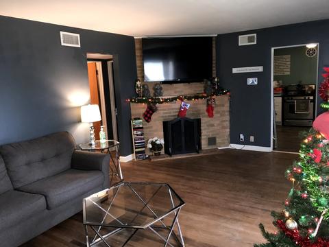 134 S Rosedale Ave, Aurora, IL 60506 photo 3