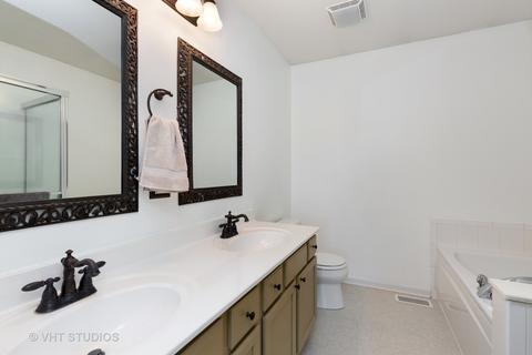 9686 Compton Dr, Huntley, IL 60142 photo 15