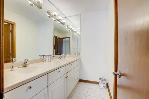 25770 W Apache Ln, Lake Barrington, IL 60010 photo 13