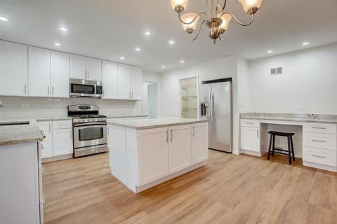 25770 W Apache Ln, Lake Barrington, IL 60010 photo 7