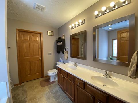 563 Applemint Ln, Roscoe, IL 61073 photo 15