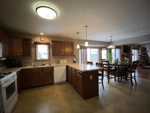 563 Applemint Ln, Roscoe, IL 61073 photo 11