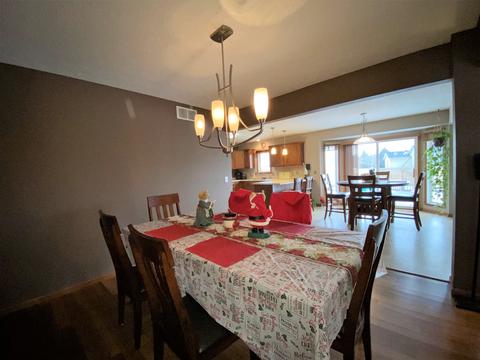 563 Applemint Ln, Roscoe, IL 61073 photo 12