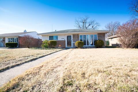 17318 Lorenz Ave, Lansing, IL 60438 photo 1