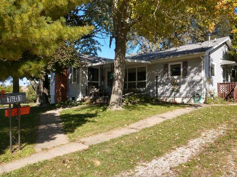 1601 Calhoun St, Bloomington, IL 61701 photo 1