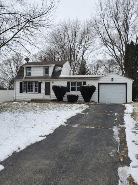 330 N Tower Rd, Freeport, IL 61032 photo 12