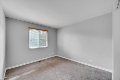 761 W Appletree Ln, Bartlett, IL 60103 photo 13