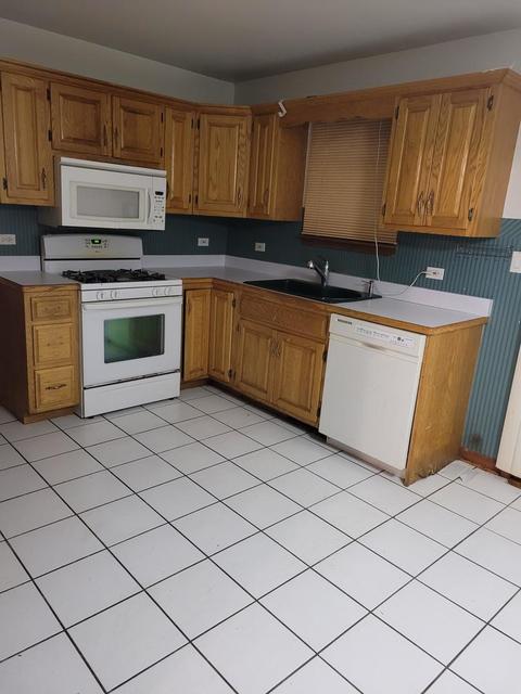 17916 Lorenz Ave, Lansing, IL 60438 photo 4