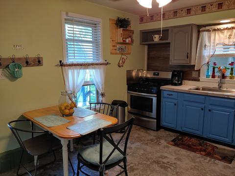 620 W Oneida Ave, Bartlett, IL 60103 photo 8