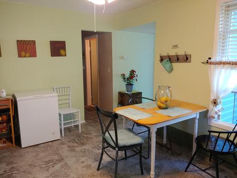 620 W Oneida Ave, Bartlett, IL 60103 photo 10