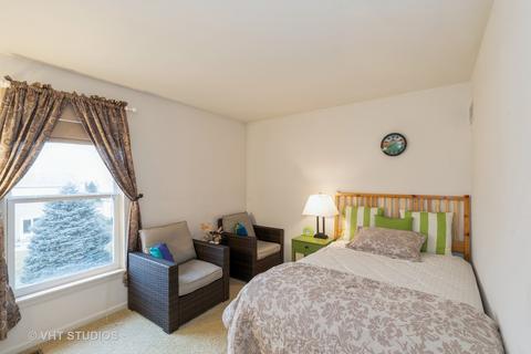 4560 Whitehall Ln, Algonquin, IL 60102 photo 15