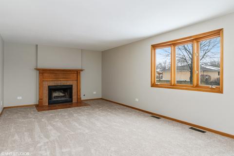 16458 Edgewood Rd, Plainfield, IL 60586 photo 8