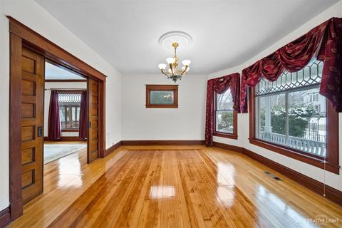 320 E 10th St, Lockport, IL 60441 photo 6
