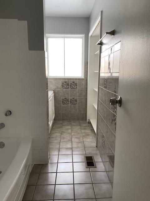 570 Alcoa Ln, Hoffman Estates, IL 60169 photo 15