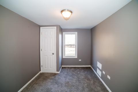 15743 Troy Ave, Markham, IL 60426 photo 8