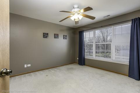 244 Berkeley Dr, Bolingbrook, IL 60440 photo 37
