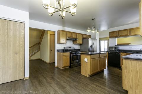 244 Berkeley Dr, Bolingbrook, IL 60440 photo 19
