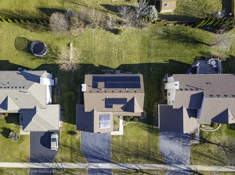 244 Berkeley Dr, Bolingbrook, IL 60440 photo 6