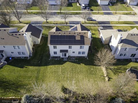 244 Berkeley Dr, Bolingbrook, IL 60440 photo 9