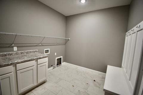 200 Raef Rd, Downs, IL 61736 photo 9