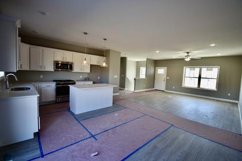 200 Raef Rd, Downs, IL 61736 photo 4