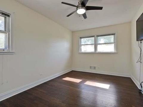 136 Crescent Dr, Glenview, IL 60025 photo 9