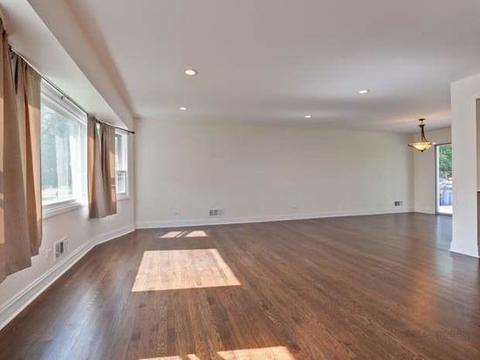 136 Crescent Dr, Glenview, IL 60025 photo 14