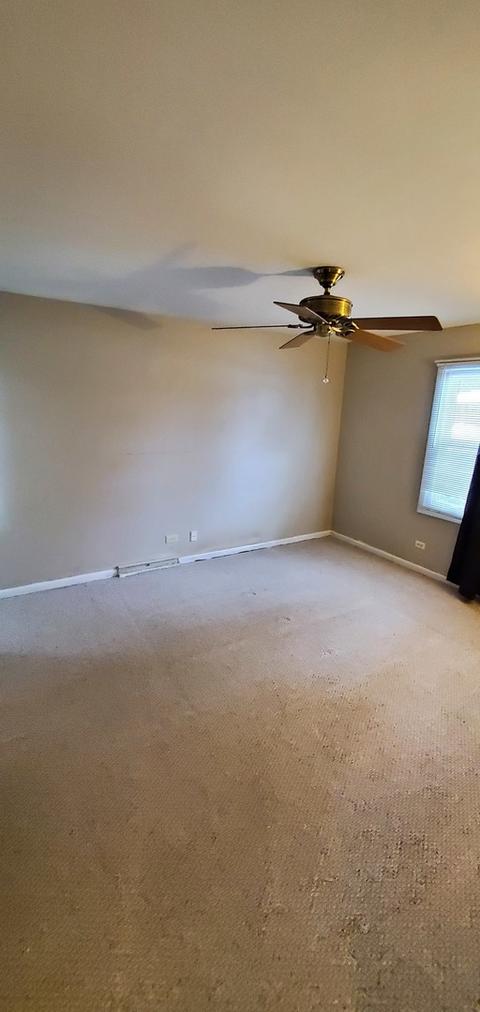 997 Ruth Dr, Elgin, IL 60123 photo 12