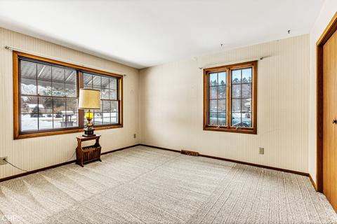 2320 Aloha Dr, Mchenry, IL 60050 photo 9