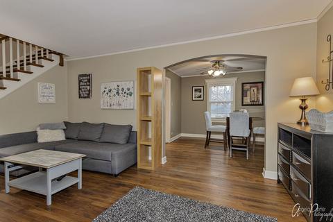 1382 Evergreen Ave, Des Plaines, IL 60016 photo 3