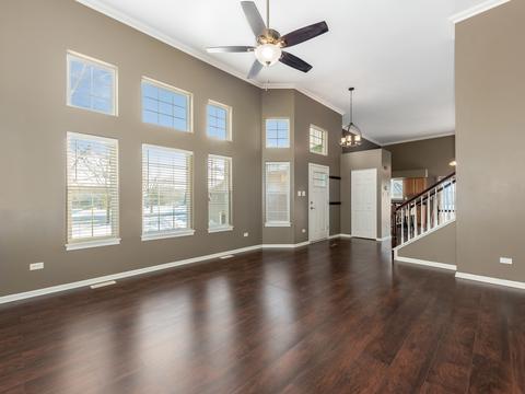2207 Owl Dr, Plainfield, IL 60586 photo 5